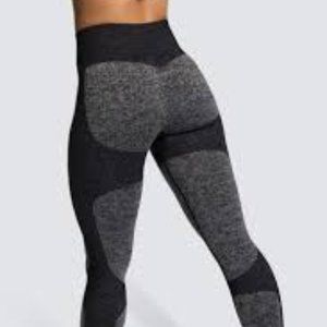 DoYouEven DYE Seamless Black Leggings Pants